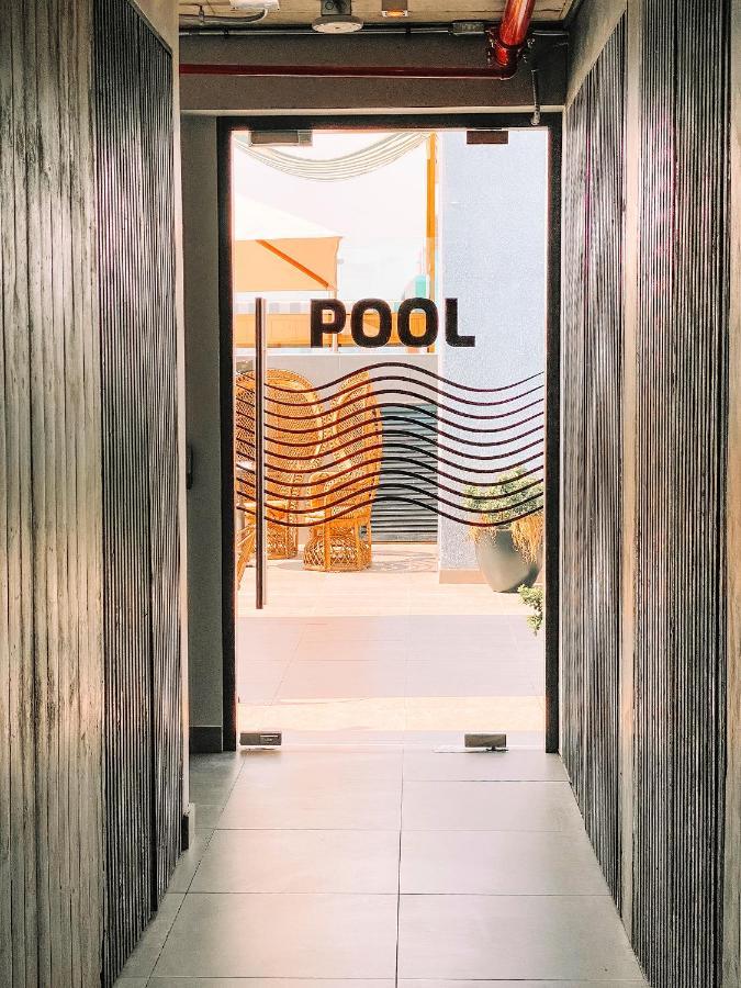 Отель Hub Providencia Сантьяго Экстерьер фото