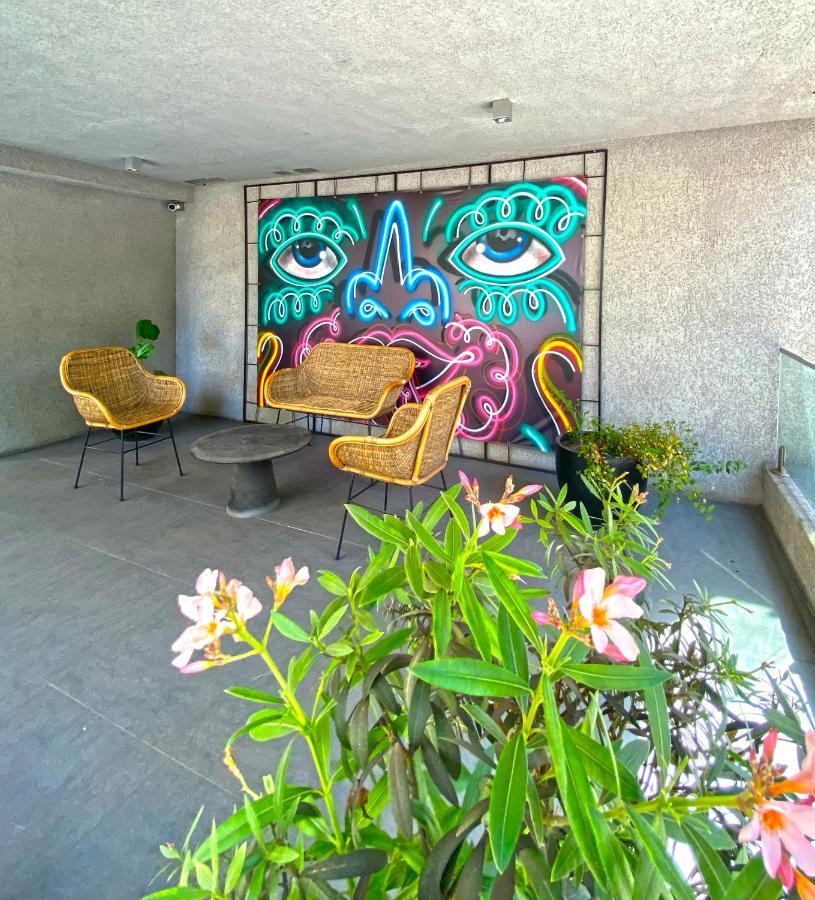 Отель Hub Providencia Сантьяго Экстерьер фото