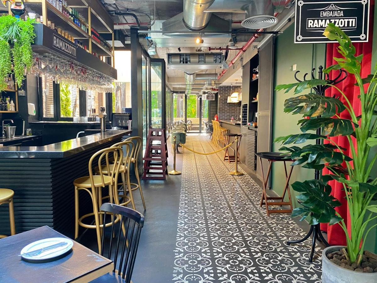 Отель Hub Providencia Сантьяго Экстерьер фото
